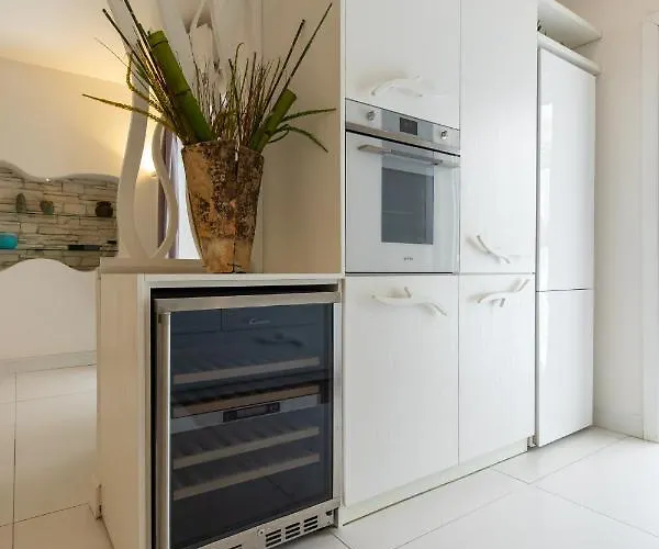 Βίλα Port 5 Min-close To Summer Design Wi-fi